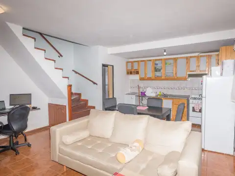 Casa En Venta Dúplex en Victoria