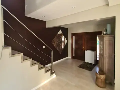 Casa en Venta con cochera