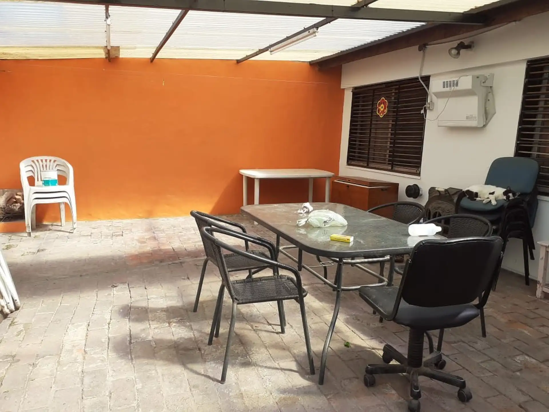 Casa en venta en Tandil 3400 - Hurlingham - Argenprop