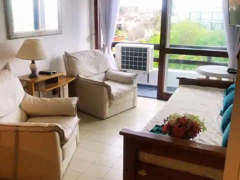 Apartamento en alquiler de temporada Playa Mansa