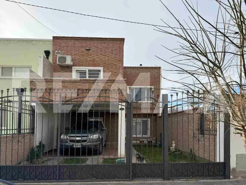 VENDO CASA 3 DORMITORIOS B° LAS VIÑAS CIPOLLETTI