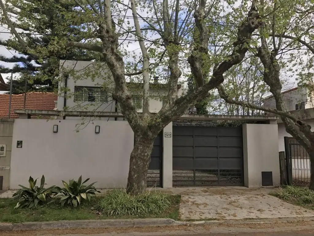 Casa - Venta - Argentina, RANELAGH - CALLE 361 529