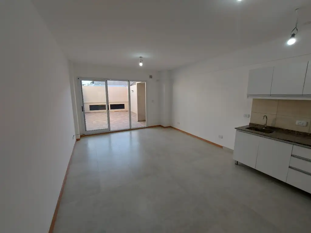 DEPTO. 2 AMB. CON 2 PATIOS - 76,50m² - A ESTRENAR - VILLA DEVOTO - VENTA