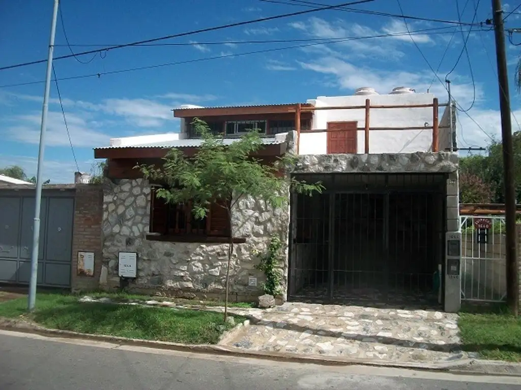 Casa en venta barrio Residencial El Crucero - Alta Gracia