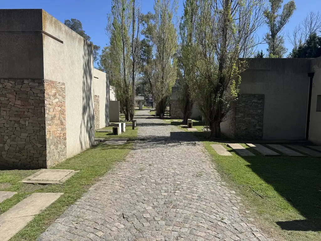 Barrio 5 Esquinas - Los Cardales , Exaltación de la Cruz, G.B.A. Zona Norte