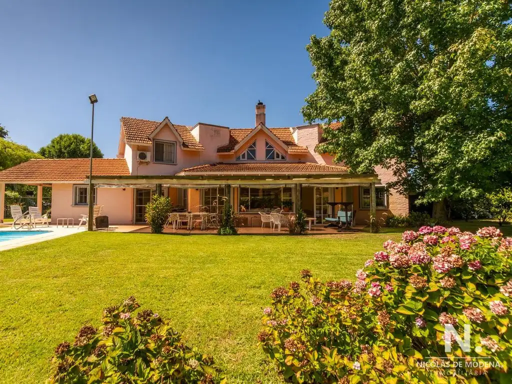 Casa en Punta del Este, Cantegril