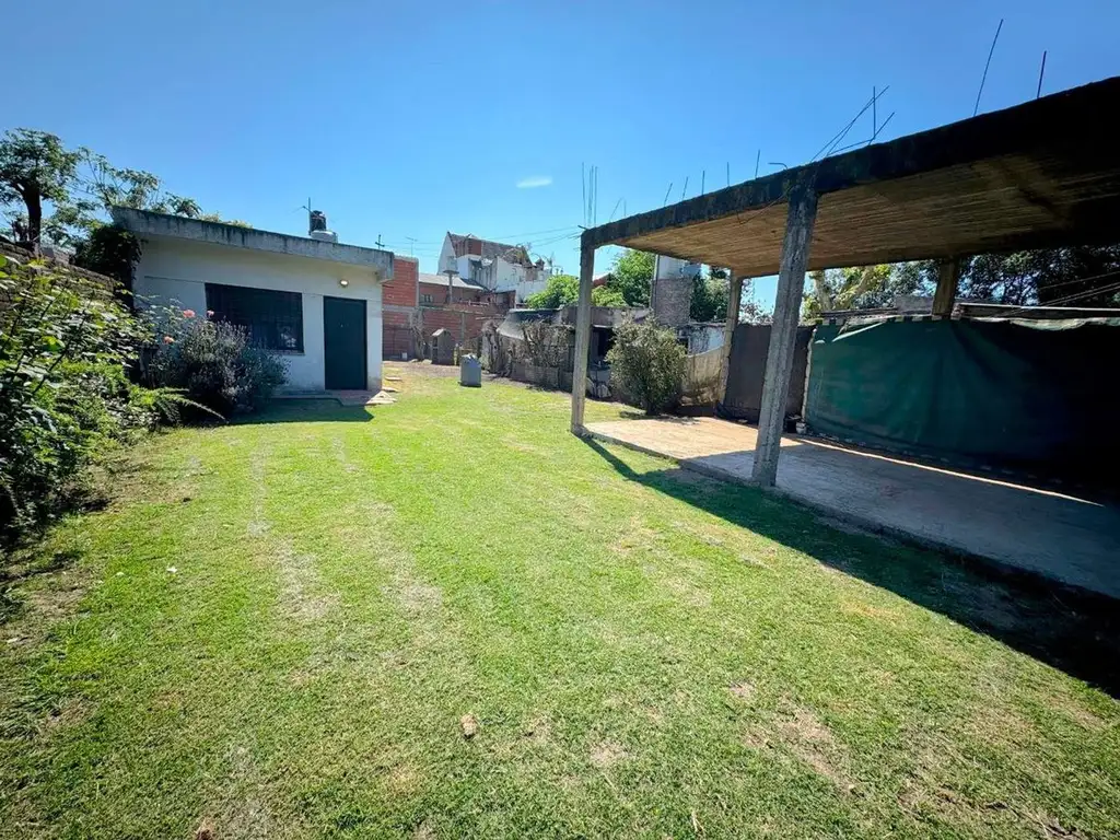 Terreno en venta en Trujui con Casa y mejoras 300m