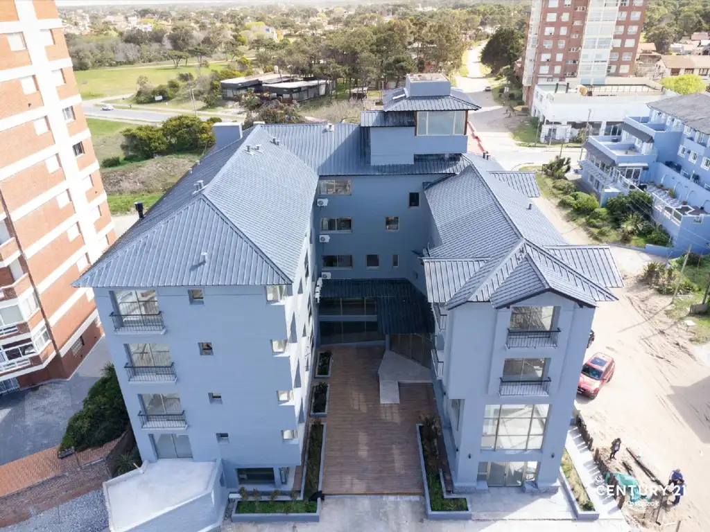 VENTA DEPTO EN PINAMAR A METROS DEL MAR