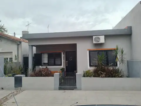 Casa con 2 dormitorios en Muñiz