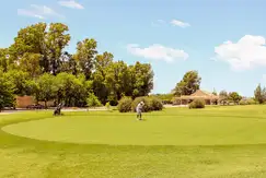 Actividades deportivas golf en Fincas de San Vicente Club de Chacras en G.B.A. Zona Sur