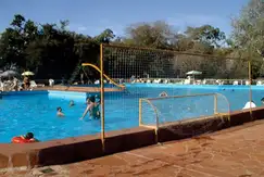 Áreas comunes piscina, gimnasio, club-house en el Country Club, El Paraiso
