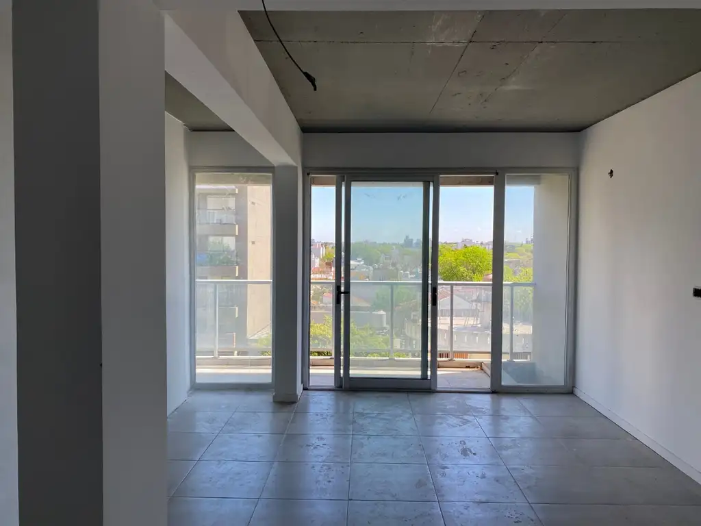 Departamento de 2 dormitorios en venta en La Plata