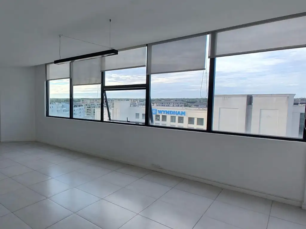 Oficina venta 80m2, 2 baños, 3 coch, Estudios Bahia Grande N