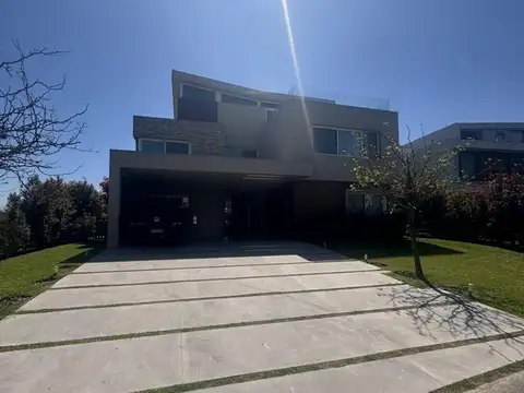 Casa  en Alq. Temporario en Cabos del Lago, Nordelta, Tigre