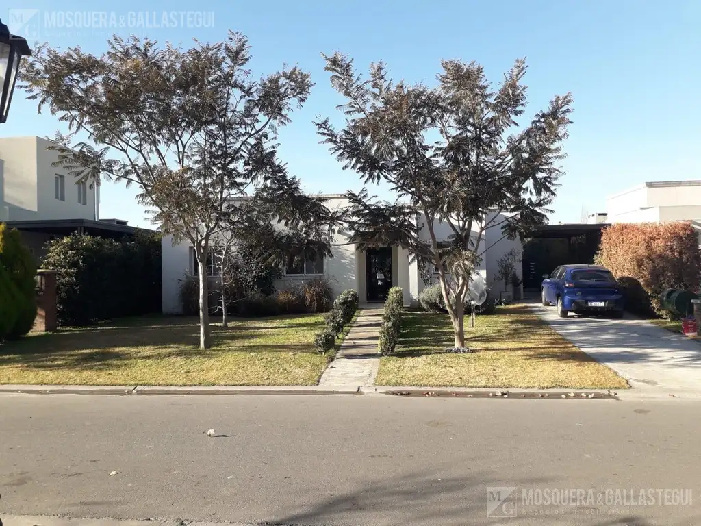 Casa en  venta en Santa Guadalupe