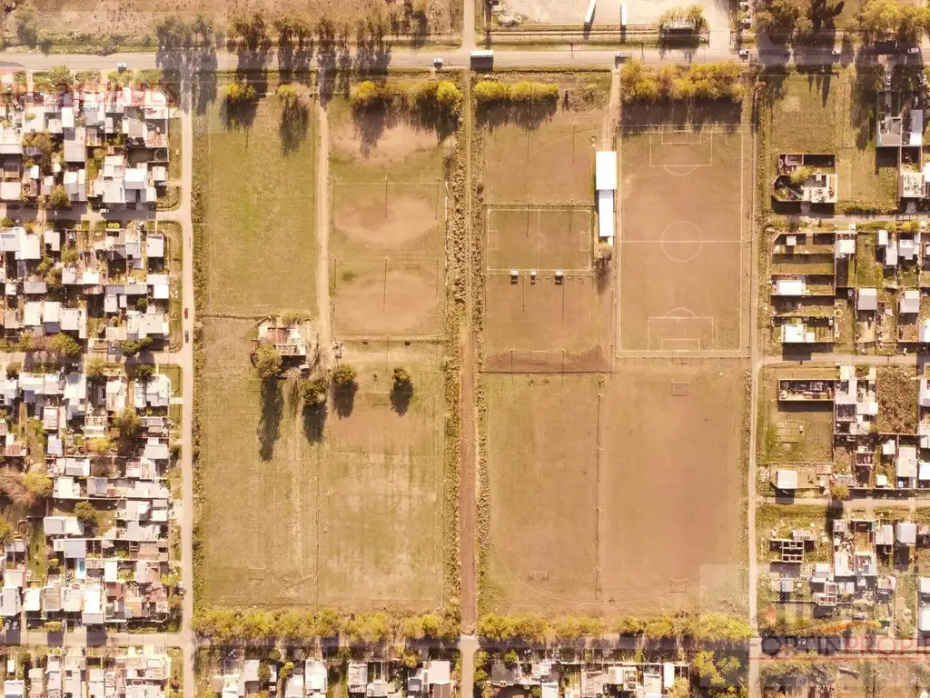 Quinta en  los Hornos, La Plata