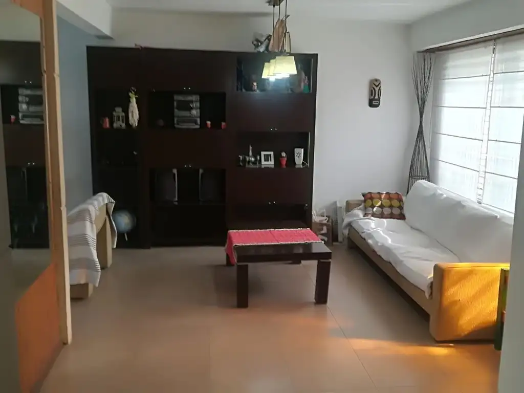 Casa en Venta con cochera