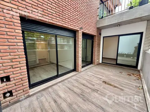 78m2 Excelente 3 ambientes con cochera al frente - tipo PH - balcon terraza Medrano y Honduras