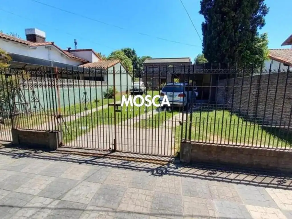 EN VENTA CASA MORENO CENTRO