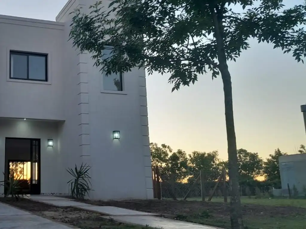 Casa - Venta - Argentina, Escobar