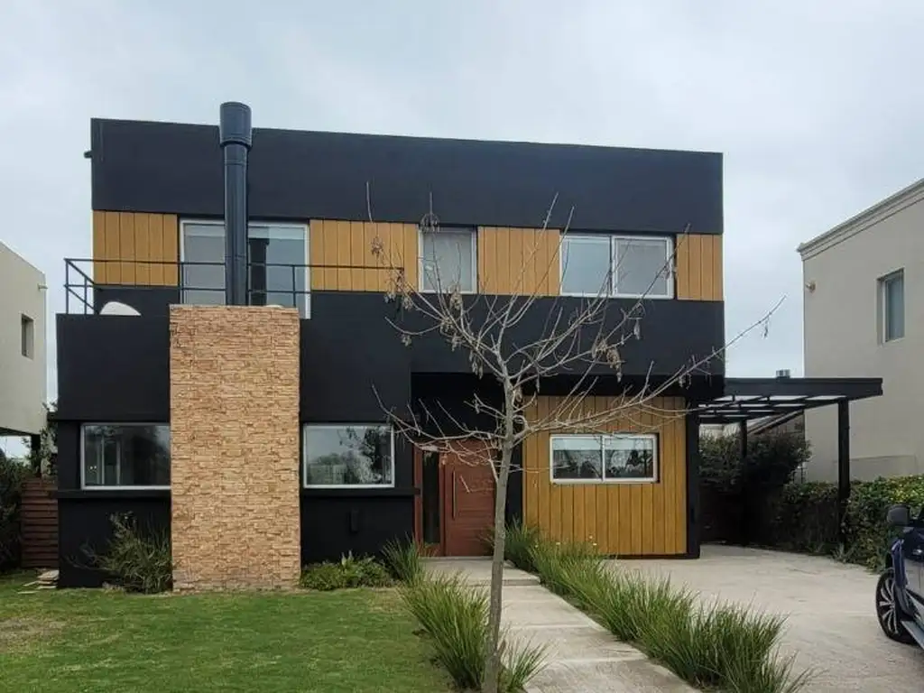 CASA CON VISTA AL RIO VILA MARINA 1 POSIBILIDAD DE AMARRA