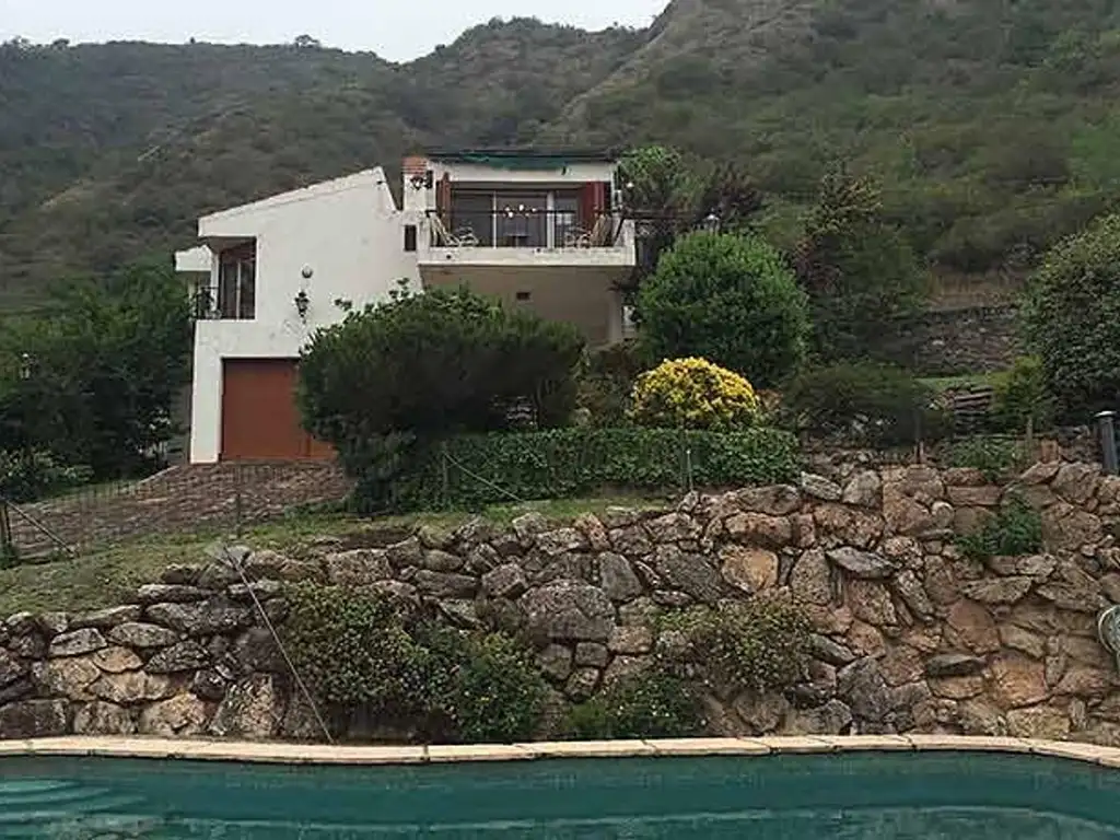 Casa GRAN VISTA. T 2044 Mts² - Pileta - Zona Montaña Magica