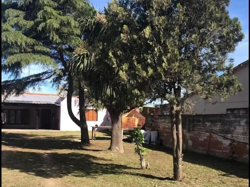 VENTA DE CASA 3 AMBIENTES  NECOCHEA