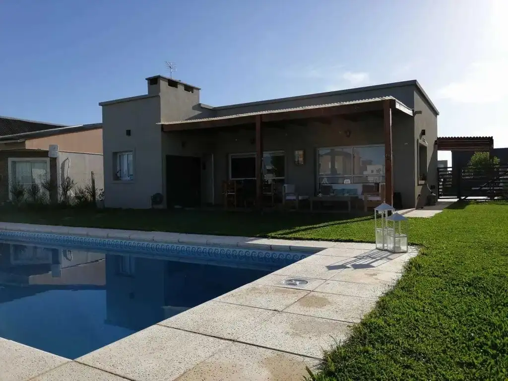 Hermosa casa en SAN EDUARDO con piscina