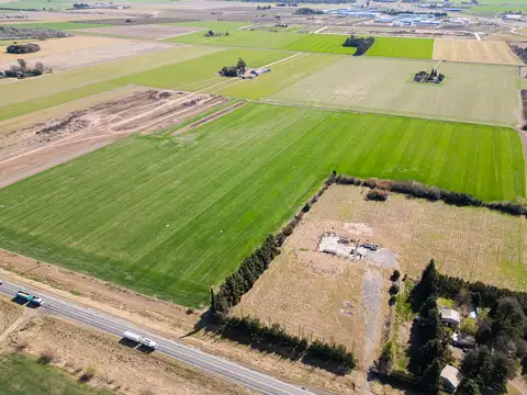 CAMPO DE 7HA VENTA MULTIPLES USOS COMERCIALES ALVEAR