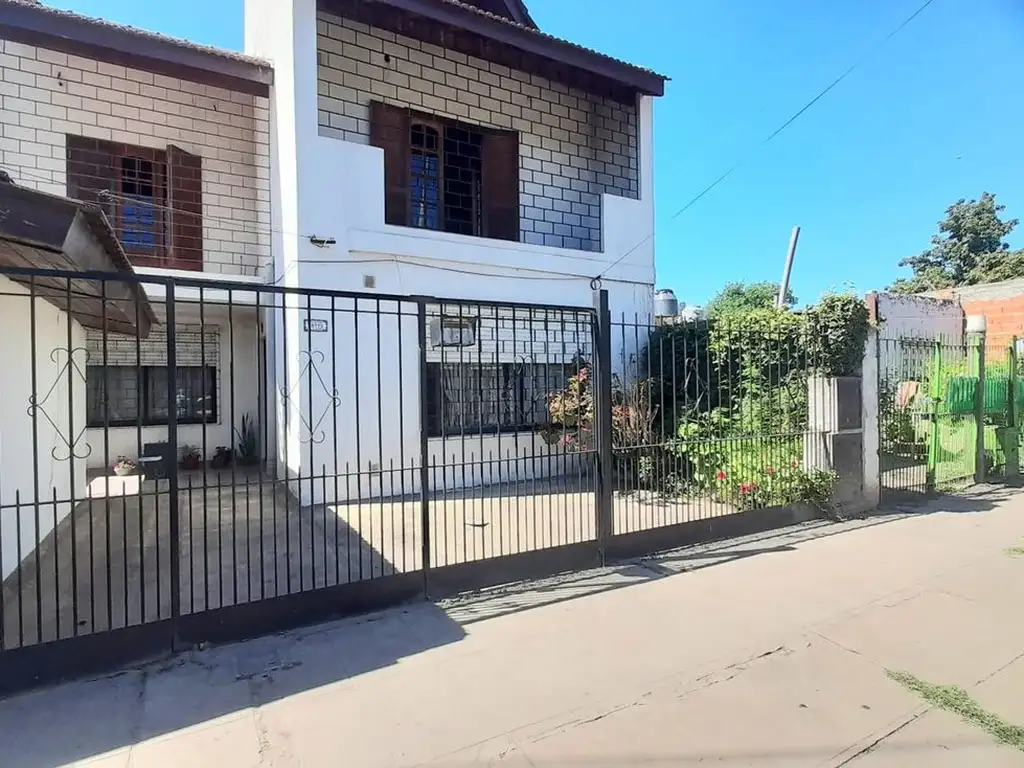 VENTA CASA MULTIFAMILIAR 6 AMB CUARTEL V APTA CRED