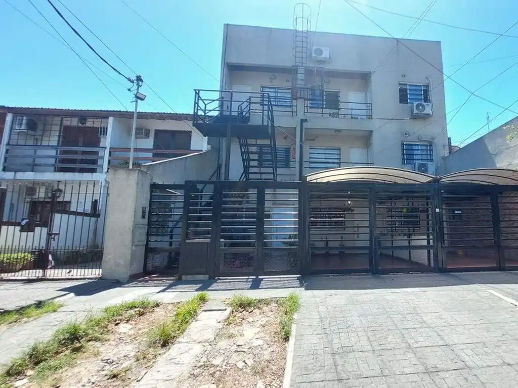 VENTA DOS AMBIENTES CON BALCON APTO CREDITO