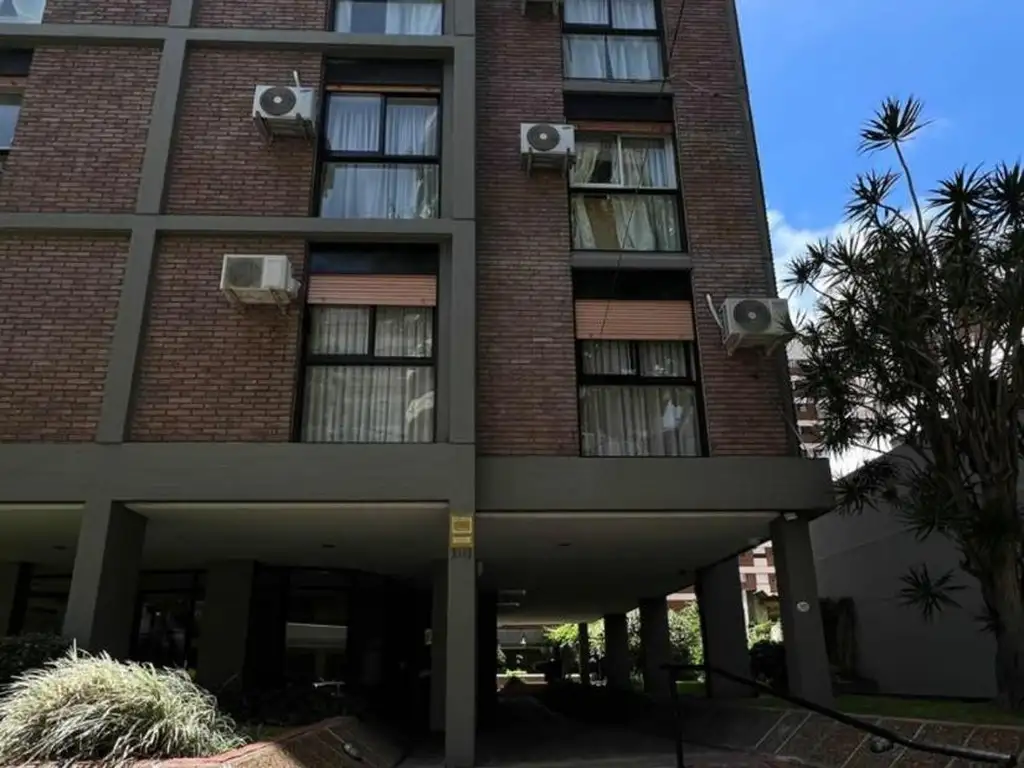 Venta Departamento 5 ambientes Martínez