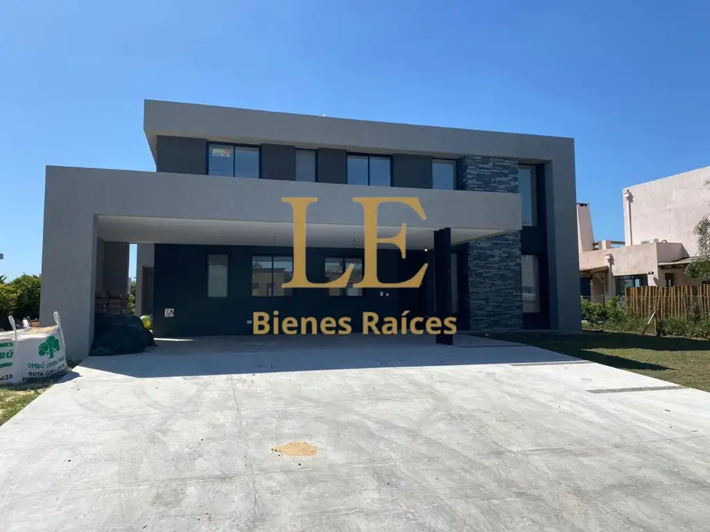 Venta casa San Matias área 5 a la laguna