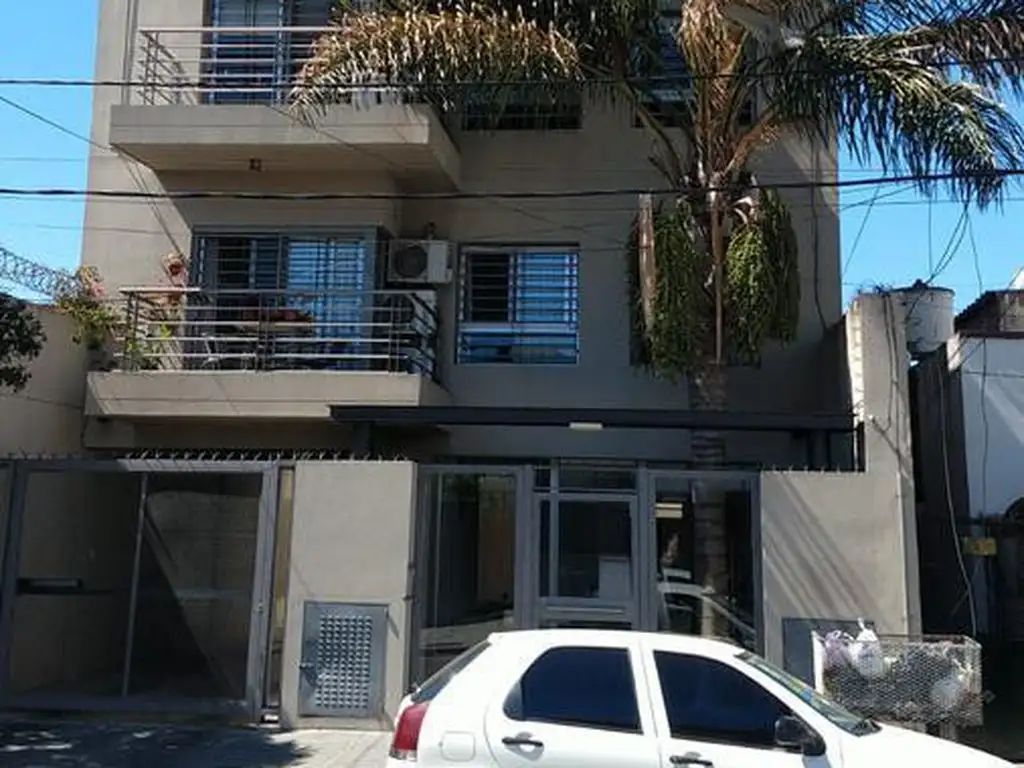 Departamento 3 Amb - Bernal Este -Barrio Parque Bernal