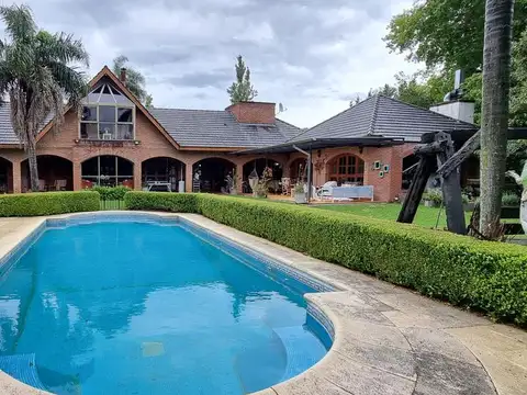 Casa en Alquiler en Pilar Del Lago