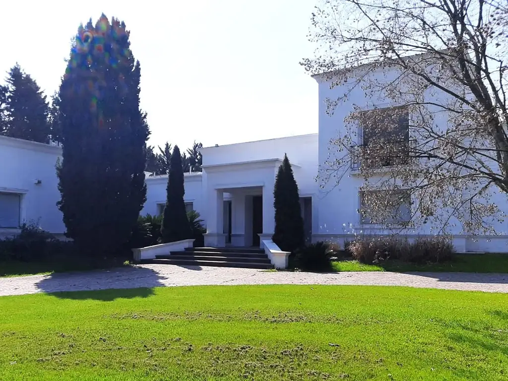 Alquiler Casa La Colina Villa de Campo Lujan