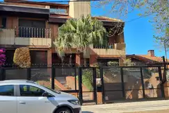 Casa Chalet en venta 6 amb con patio y pileta Olivos Golf