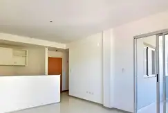 VENTA - DEPTO. SEMIPISO DE 3 AMBIENTES - MORÓN