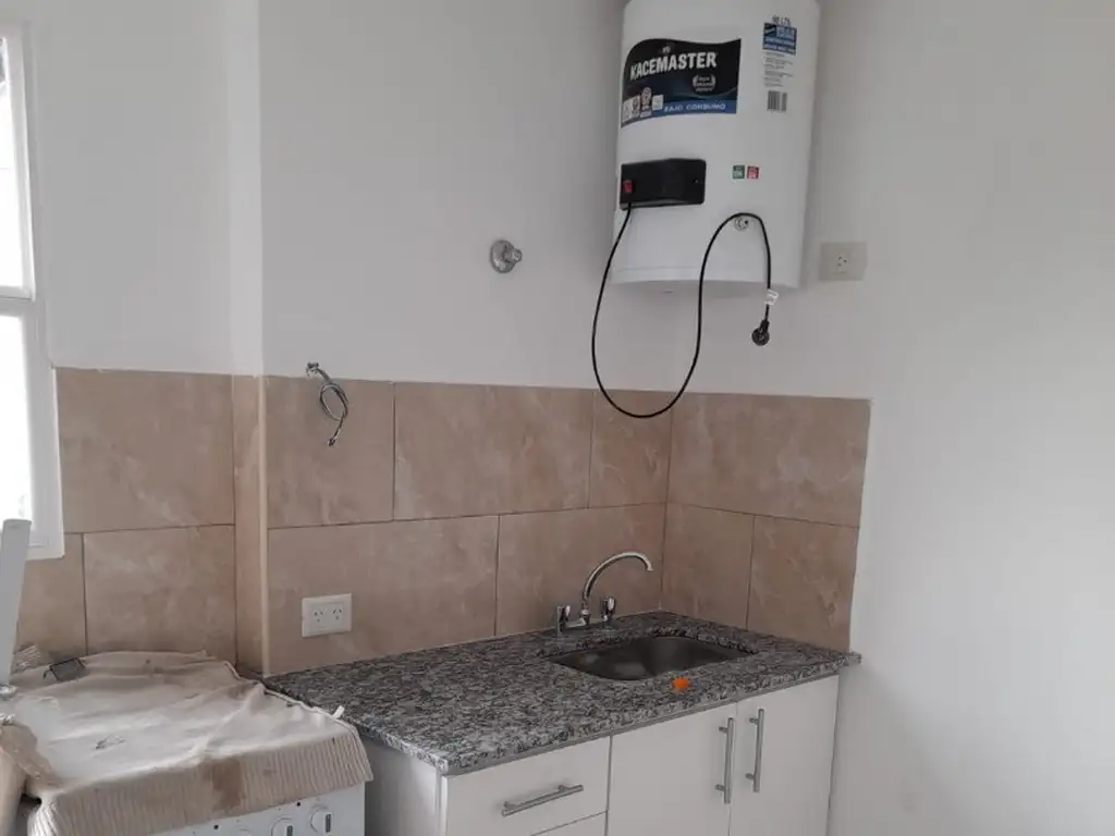 Departamento 2 amb. " A NUEVO" con sector de terraza individualizado para cada depto. - Foto 0