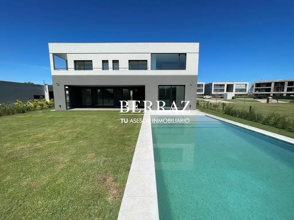 Casa venta 5 ambientes al golf en La Calesa Pilará SB lote de 1092 m2