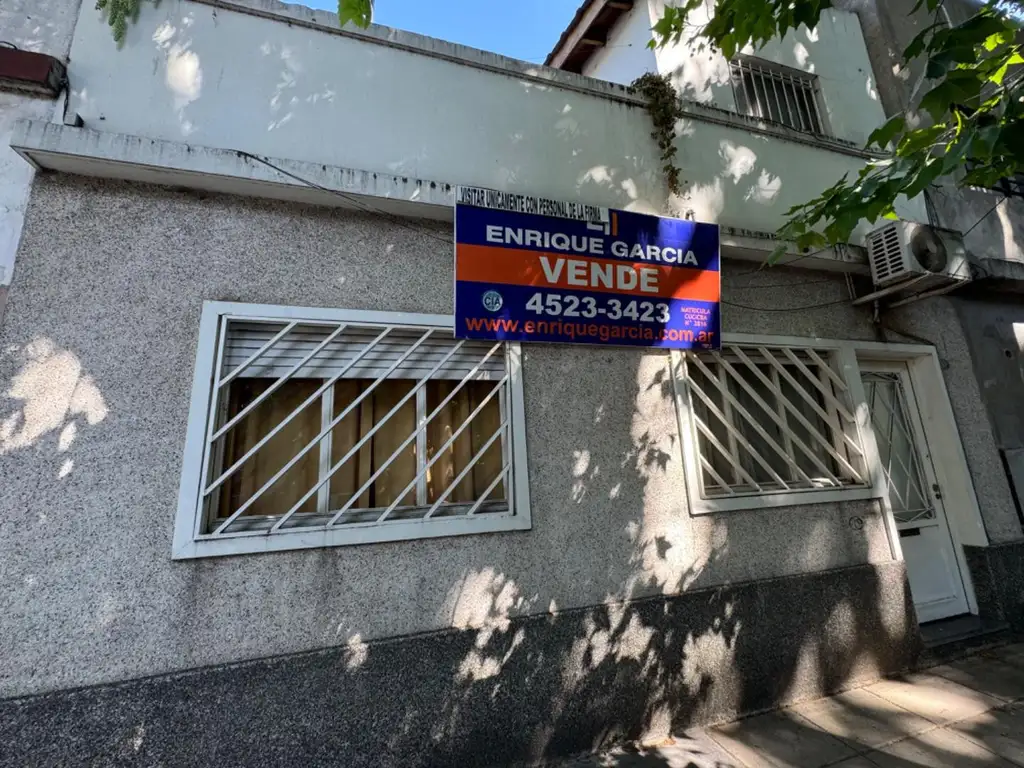 VENTA PH 3 AMBIENTES EN PB Y MONOAMBIENTE BAÑO COCINA P ALTA