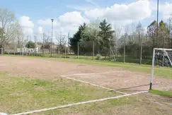 Actividades deportivas futbol, tenis en el Barrio cerrado, El Lucero