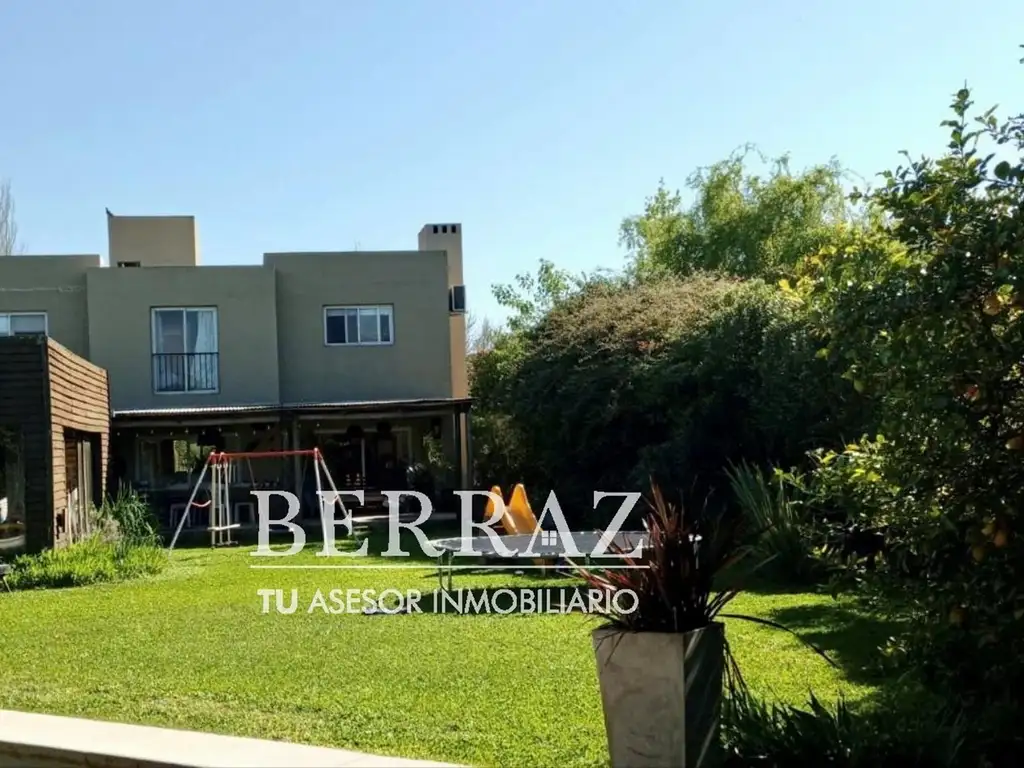 OPORTUNIDAD! Casa Venta 4 ambientes en Saint Matthew's Pilar lote de 800 m2