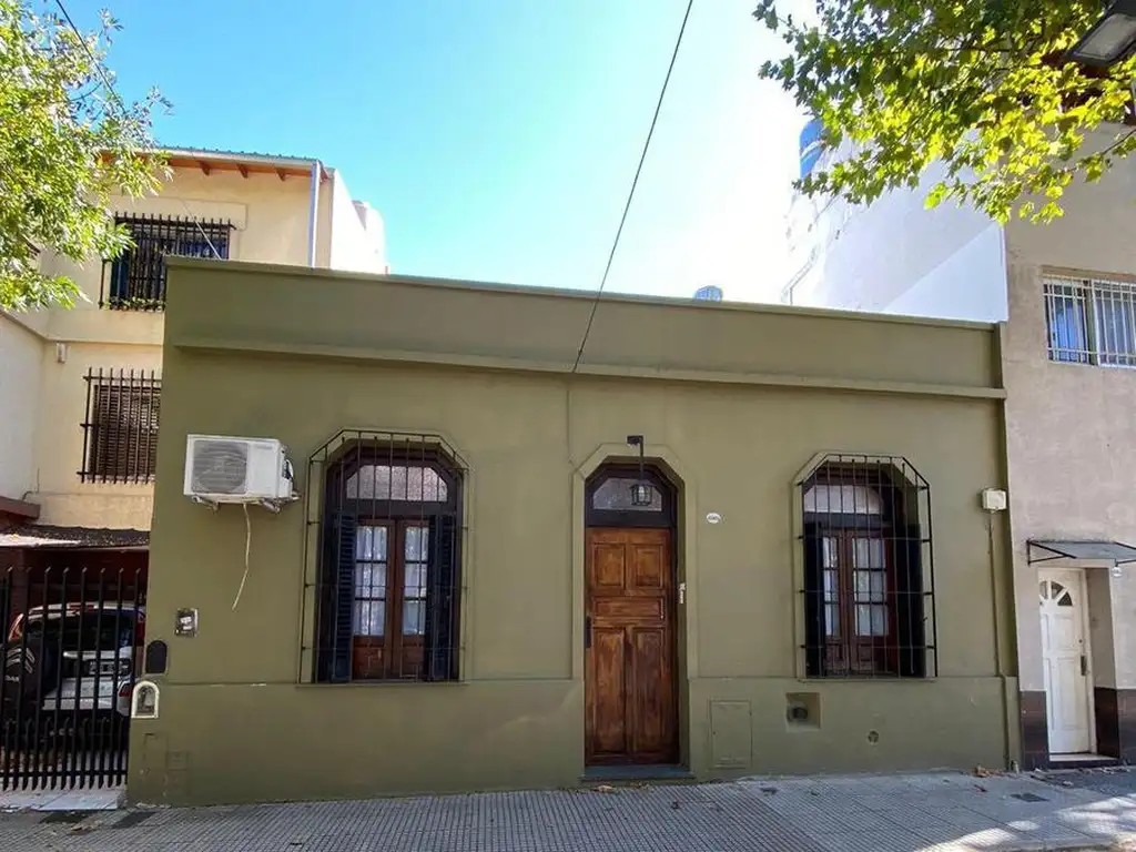 EXCELENTE LOTE PROPIO REFACCIONADO 4 AMBIENTES 3 DORMITORIO PATIO TERRAZA VILLA URQUIZA CABA