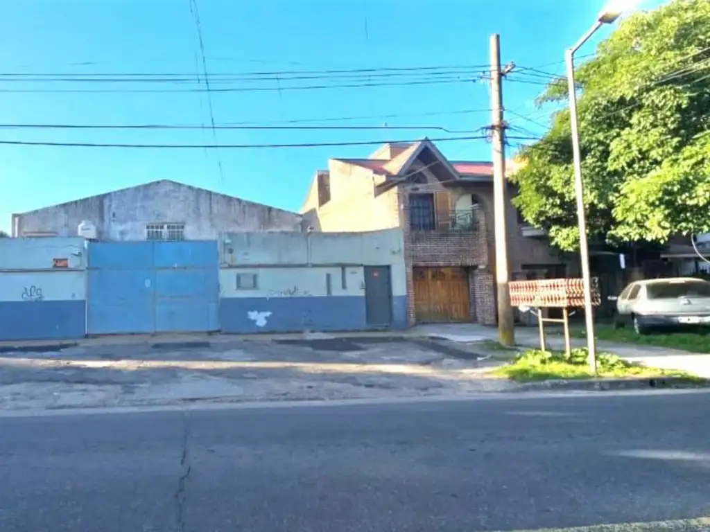 Galpón en Republica del Libano,  Quilmes Oeste