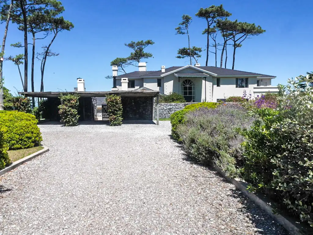 Casa - Alquiler temporario - Uruguay, Punta del Este