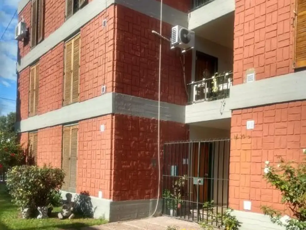 VENTA DEPARTAMENTO 3 AMBIENTES EN BURZACO - BARRIO LUZ Y FUERZA