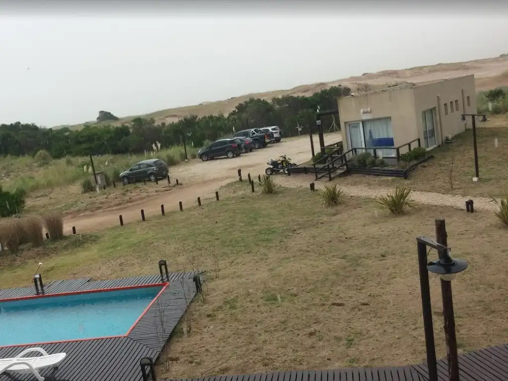 Áreas comunes piscina, club-house en Punta Medanos