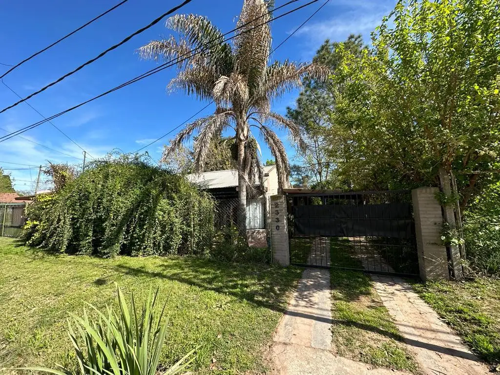 Casa con parque en el Barrio El Candil