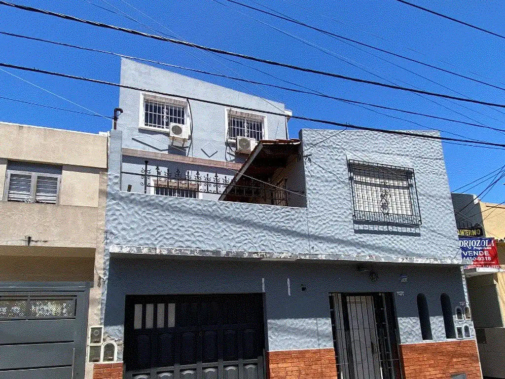 Ph 4 amb a la venta primer piso por escalera.